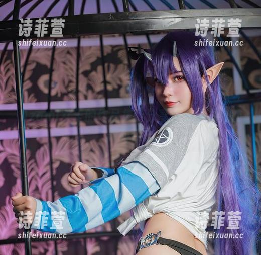 Azami Azami女王的作品集:分享你从未见过的“册封仪式”