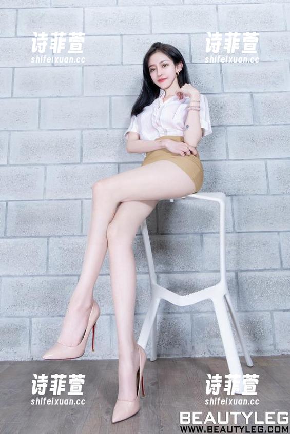 Beautyleg-Lina Beautyleg - 女王Lina出场:一组写真让你新年有个‘王’气。
