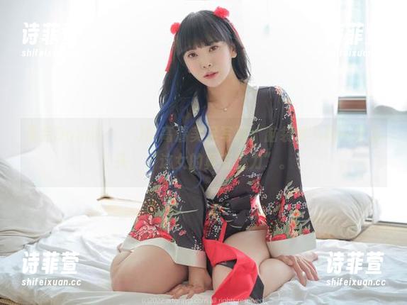 看完Dami(퀸다미)的高清美足写真，脑袋里只剩一个念头，“这女的真有魅力”。