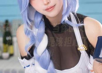 ElyEE子私拍图包：当你的女友也开始自拍，你是不是该担心了？