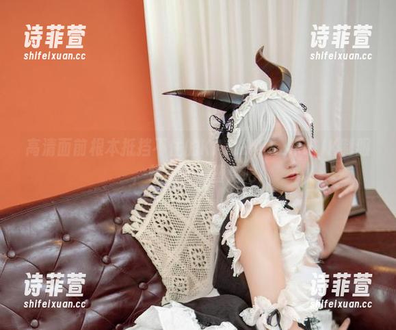 高清面前根本抵挡不住的KANEKO_咔喵JK制服，快来一起堕落吧!