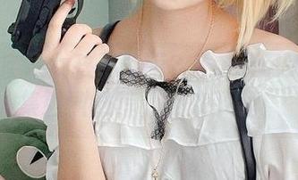 谁说黑魔导女孩不能萌？KuukoW的作品集强烈推荐，快来下载！