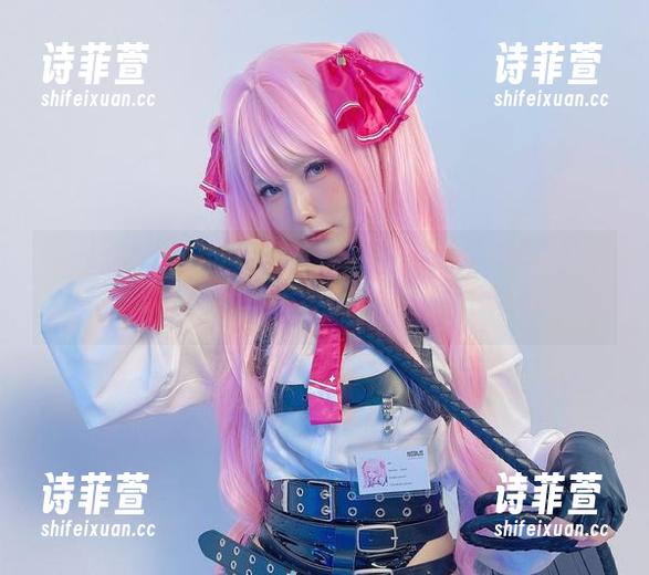 SayoMomo带来的皇后ver套图，谁能拒绝呢？快来分享一下。