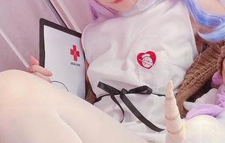 SayoMomo的“黑色”写真合集，谁说黑色只能显得沉闷？