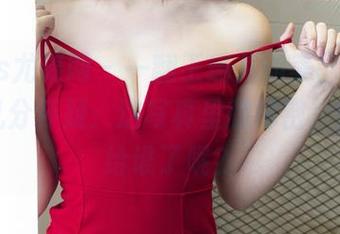 UGirls尤果网 – 一翻王瑞儿的美图，心里萌生几分怀疑：这写真里的秘密，到底留给谁了呢？