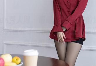 Xiuren秀人网 – 喵喵JOJO和她的定制礼服，照片留住了一瞬，却有无数想说的话，奇妙得无法言喻。
