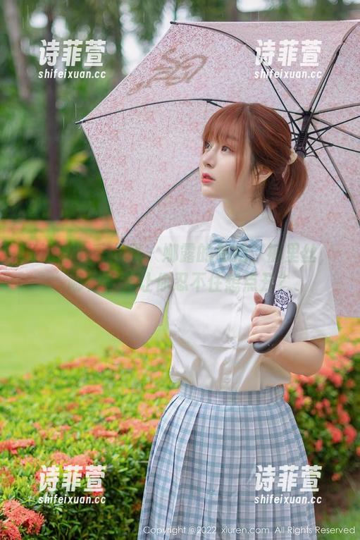 Xiuren秀人网-娜露 Xiuren秀人网 - 娜露的私拍:裤里丝,哪种组合让你忍不住想点开?