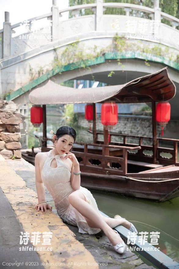 Xiuren秀人网 - 围着耶利亚的毛衣，我的心也被编织起来了，这个作品真妙