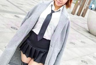 aiss – 欣杨扮演女仆，高清照片暗藏的小心思，你get到了吗？