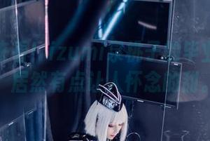 大家快来看！izumi泉桃子的毕业季美图，居然有点让人怀念的甜。