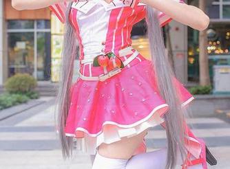 kitaro绮太郎写真：对着镜头编个剧情吧