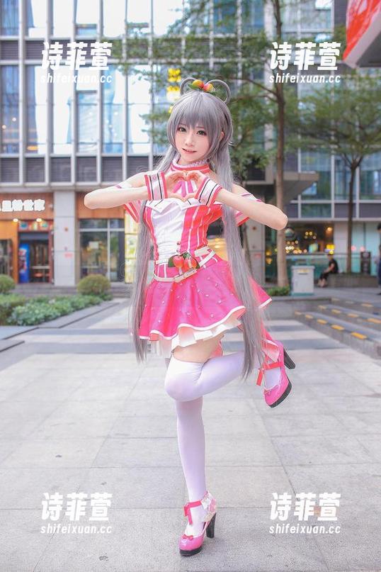 kitaro绮太郎写真：对着镜头编个剧情吧