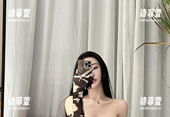 不爱笑的赛琳 微密圈 - 万圣节里的不爱笑的赛琳,倾情奉上独特美图