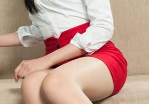 丽柜 – 兔子与蛋糕，写真里的欢乐踩踏之旅！