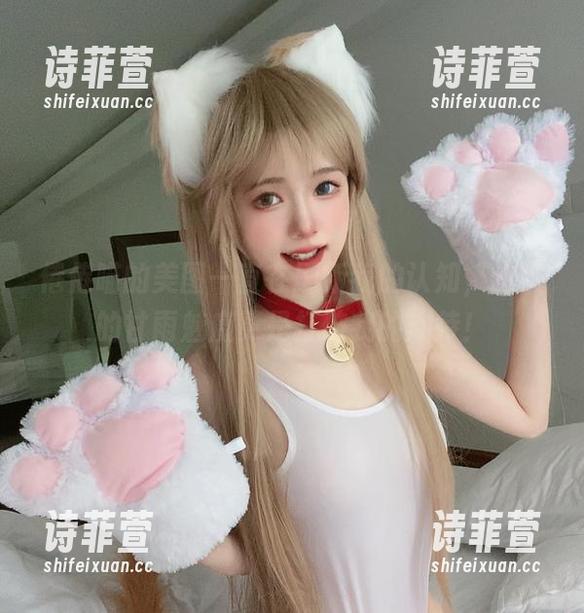 倦倦喵的美图一直在刷新我的认知，这次的甘雨魅魔更是打破我的期待！