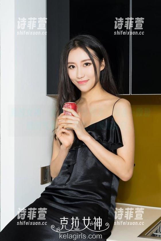 克拉女神 - 孟君的粉色图集，透着一股粉嫩的气息，分享给有眼光的你。