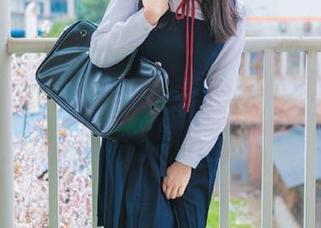 兔玩映画的四宫辉夜写真，要是能变身就好了，不过这画面也不错。