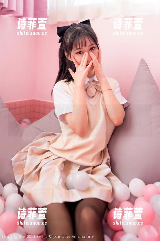 嗲囡囡 - 完整版专属：Misty萌晰的腿部写真，完美程度让我都想开腿组团了！