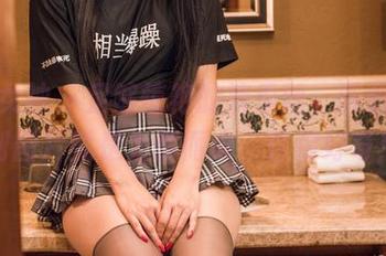 头条女神 – 足够惊艳的裤里丝，陈怡曼定制图片就是为你而来，管保好奇！