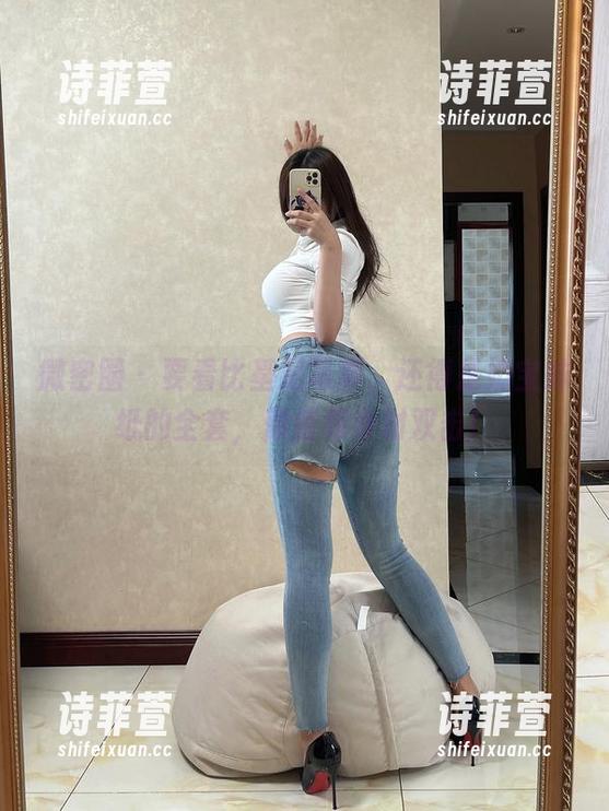 微密圈 - 要看比基尼写真，还得是奶宝妹纸的全套，颜值和身材双击！