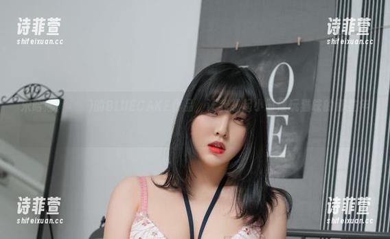 宋哈娜(송하나)的BLUECAKE作品，让我想起小时候玩猫咪的那些年！