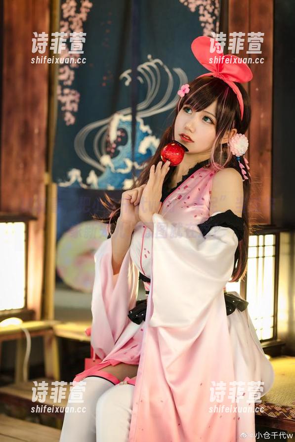 试试看，把小仓千代w的“美足”当成你家新宠儿，原图就在这！