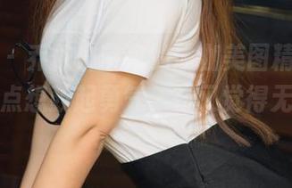 尤果网 – 乔依琳带来的瑜伽美图精选，看得我有点想鼓起勇气，却又觉得无从下手…
