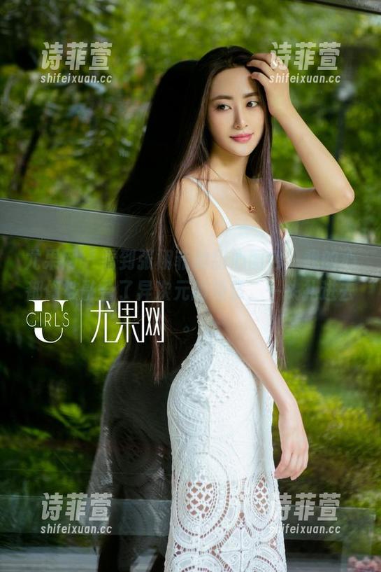 尤果网-张栩菲 尤果网 - 看到张栩菲的甜心图包,我的心都像被融合了异次元的糖浆,一头扎进去。