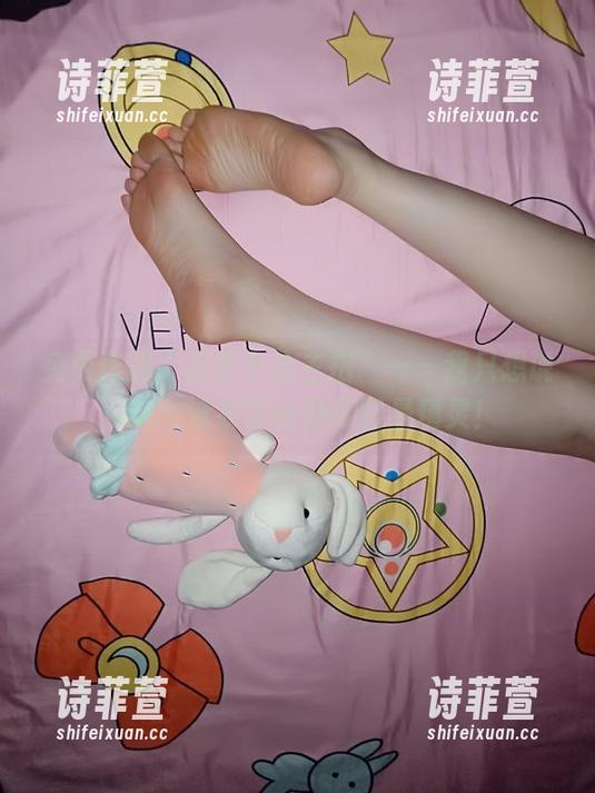 免费作品“想要个公主抱”——我只想说，Dva泳衣设计师可能是精灵！