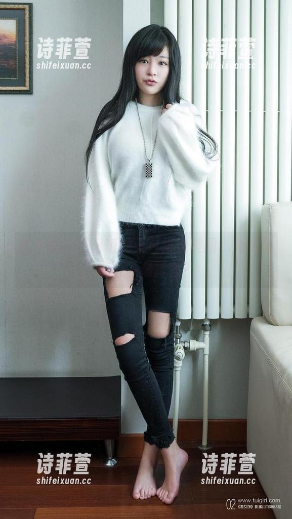 推女郎-王馨瑶 推女郎 - 王馨瑶的天台缤纷美图,免费但能否一窥真容?