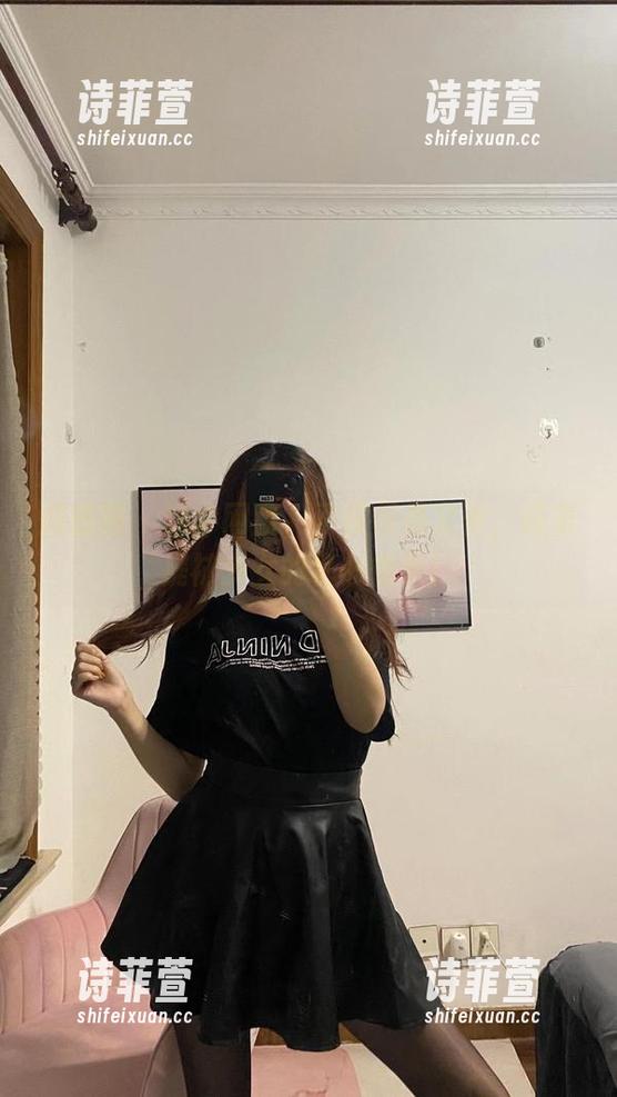 微密圈 - 这个网盘，不仅仅是文件，还有提袜少女的秘书情节！