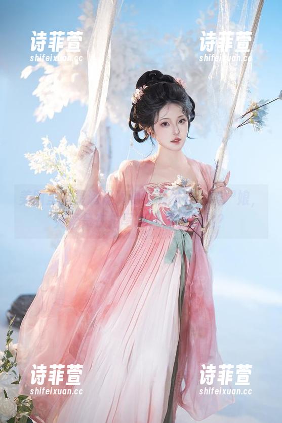 美图里的星澜是澜澜叫澜妹呀：僵尸娘，究竟是在拍写真还是在闹剧？