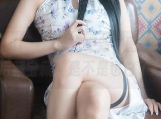 普美Bomi(보미)再次更新了图集，纯白的背后藏宝藏，是不是也白了心？