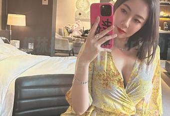 微密圈 – 棉袜控果儿Victoria的资源集，可能下一个爱上袜子的是你！