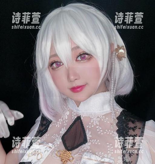 椒妮佐仁的校园私房剧场：不止黑板上的数学，还有美丽的入场!