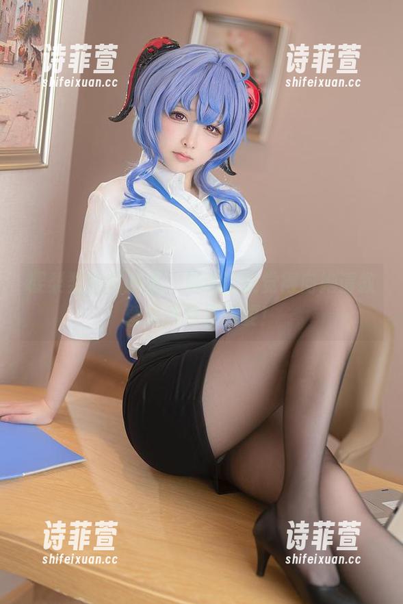 樱梨梨在和服里，居然让我觉得向她请教壁纸选择很重要！