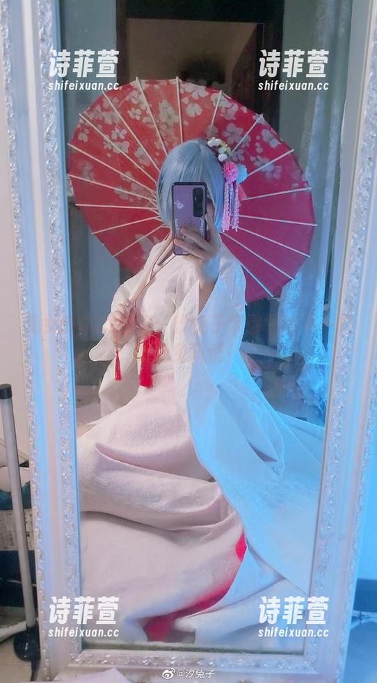 兔女郎COS合集：汐兔子带你领略不一样的兔兔风情！