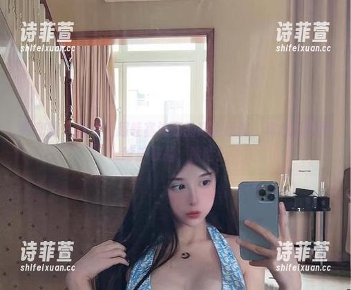 微密圈 - 沈汝凡超哇塞油亮的高清原图，真想问她用啥护肤品，哈哈！