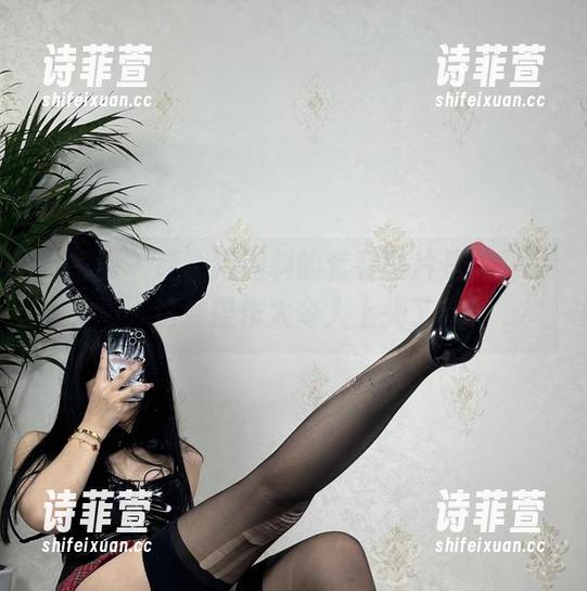 微密圈 - 哇，猪饲料的套装图片是免费的，这波操作太令人上头了！