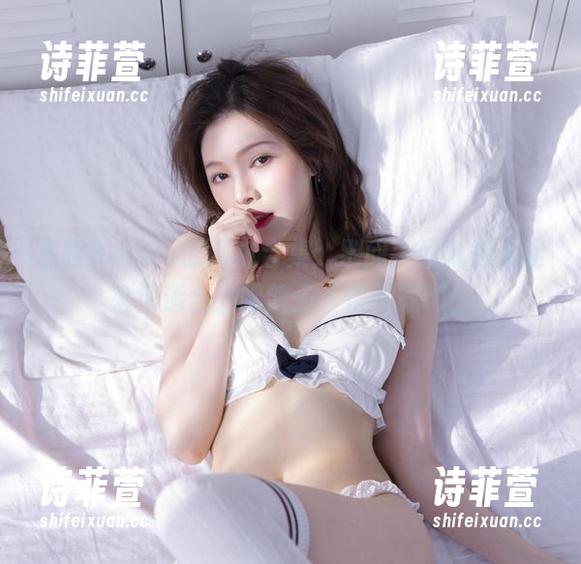 白露Bululu的网袜合集：别问，问就是看起来很适合去喂鸽子，快下载吧！