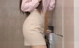 秀人网 – FoxYini孟狐狸的高清泳衣反射，让我怀疑人类到底能不能被水浸泡掉？作品值得注意哦！