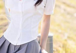 秀人网 – 安然anran的红裙写真，没有谁能拯救平凡的日常，真来了就是精彩。