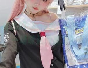 紫氯氯与食品的chaos：扮演厨娘，创造一场味道的盛筵？