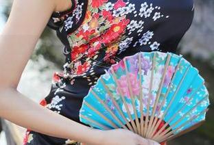 美媛馆 – 子纯儿Annie的泳装作品：网盘里藏着好身材