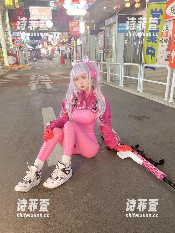 说真的，看萌芽儿o0的女友作品，情绪好像被拉扯着荡漾？