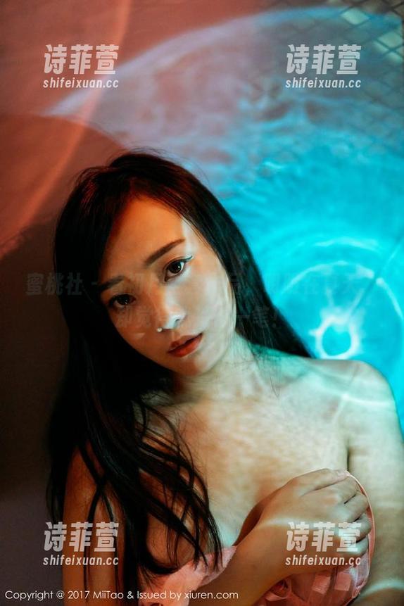 蜜桃社-初月 蜜桃社 - 看初月全套作品,明明在夏天,却觉得我冷得一笔!