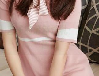蜜桃社 – 杏子的清新洗礼：浴室作品让人愉悦
