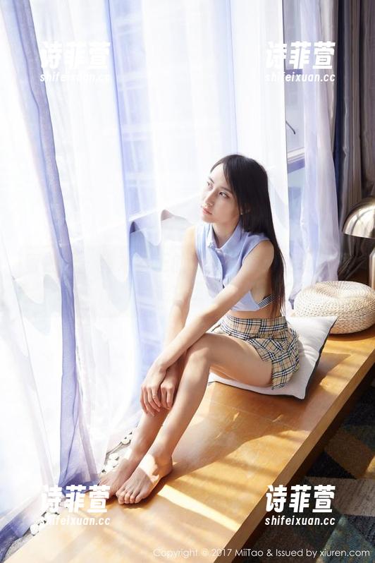 蜜桃社 - 铃木女王的写真分享：任何时候，都是女王的时刻