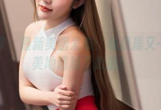 语画界 – 最新美图发布：杨晨晨又一次完美地超越了街拍！