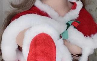 超级小禾儿的微博杂图：是谁把这小萌物打扮得如此完美？